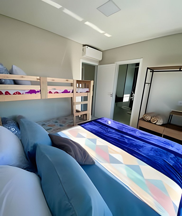 Casa completa próximo Beto Carrero e Praia
