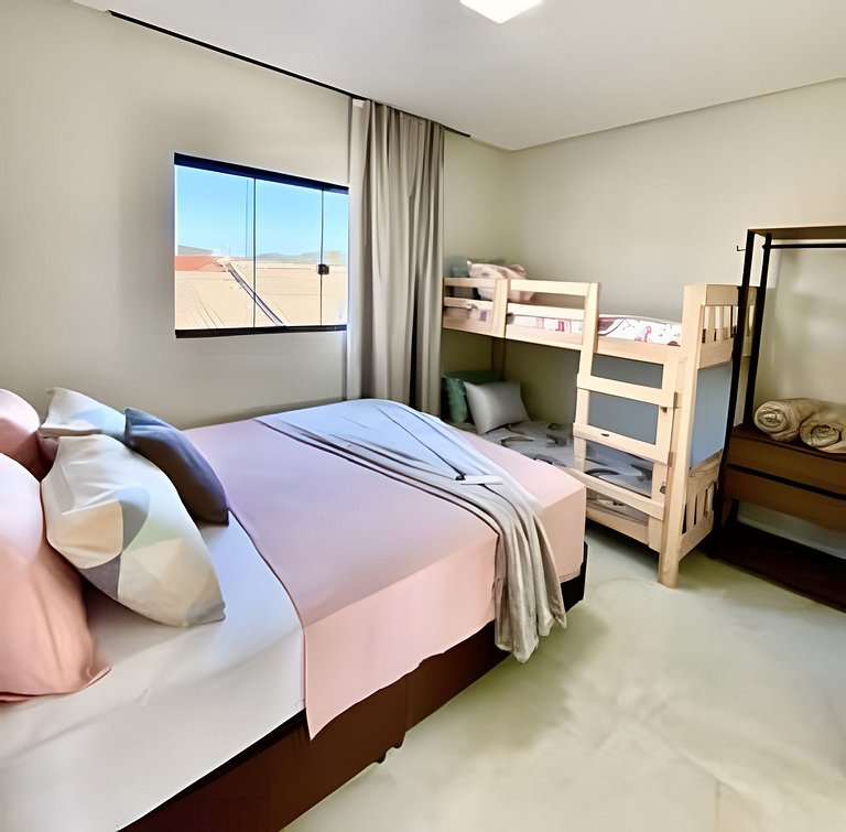 Casa com Mesa de Sinuca próximo Parque e Praia