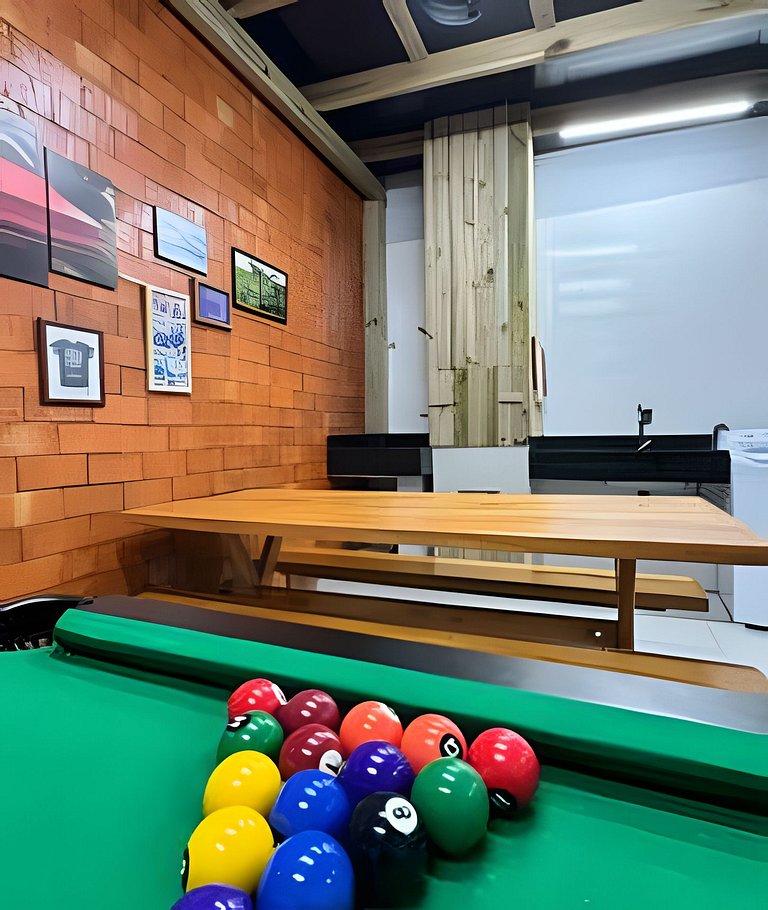 Casa com Mesa de Sinuca próximo Parque e Praia