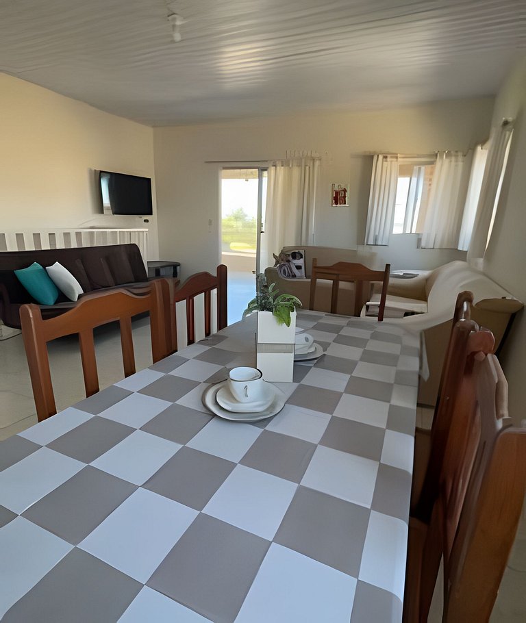 Casa com vista para o mar e próximo a Beto Carrero