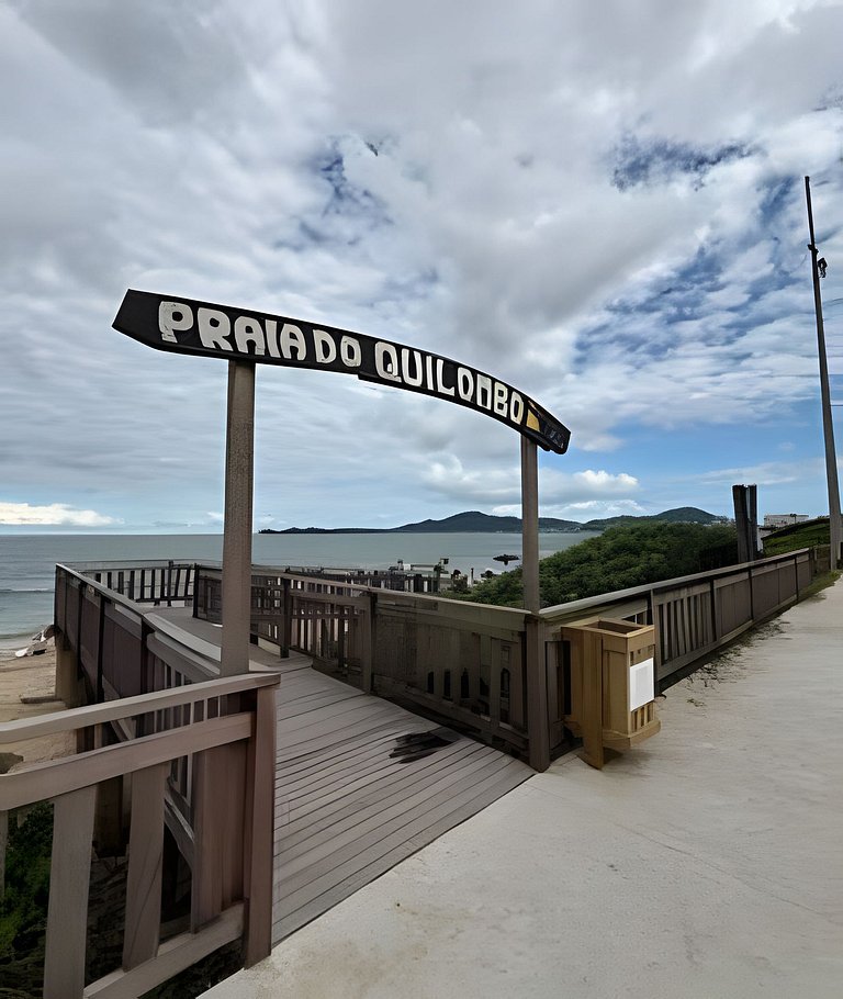 Casa com vista para o mar e próximo a Beto Carrero