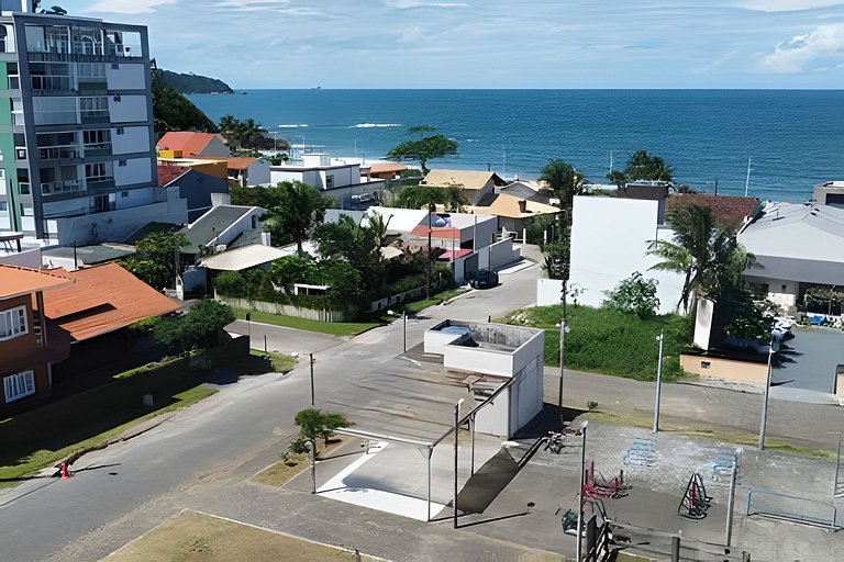Casa com vista para o mar e próximo a Beto Carrero