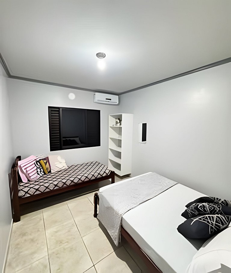 Casa na Cidade do Beto Carrero e a 50m da Praia