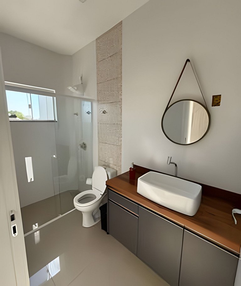 Casa linda com piscina e Bem Próximo ao Parque