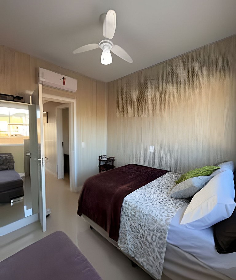 Casa linda com piscina e Bem Próximo ao Parque