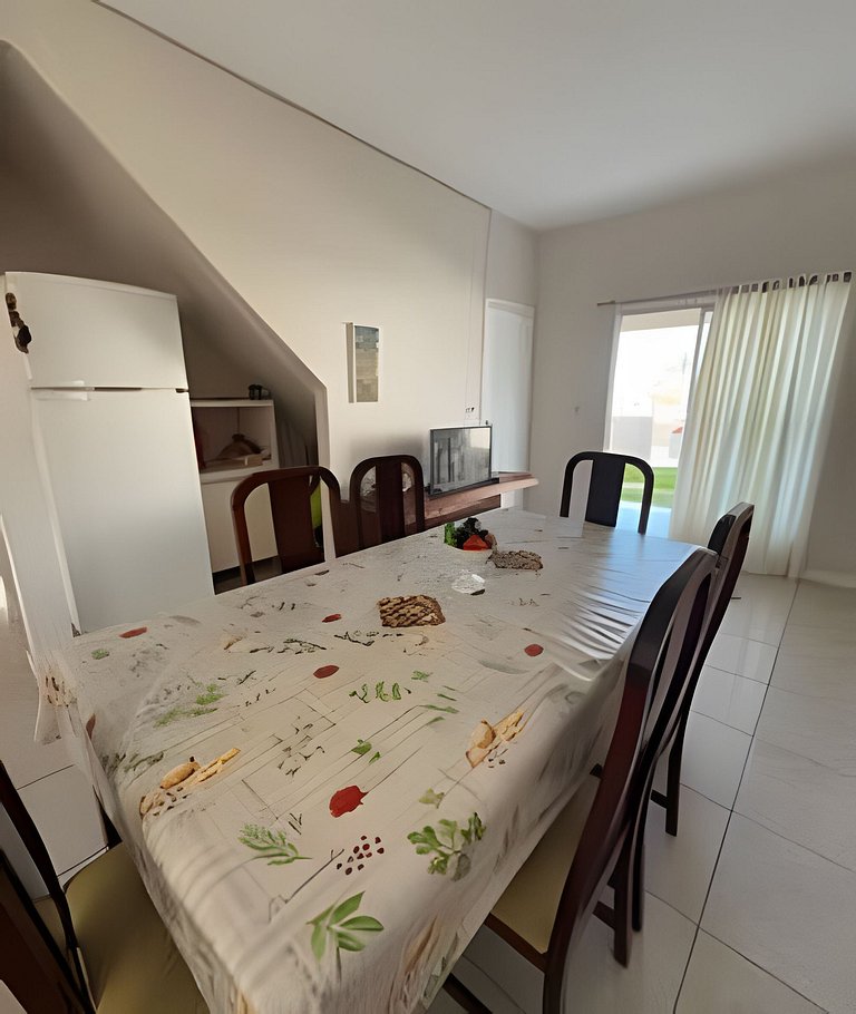 Casa a 100m da Praia em Penha e 10 minutos do Beto