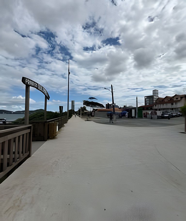 Casa a 100m da Praia em Penha e 10 minutos do Beto