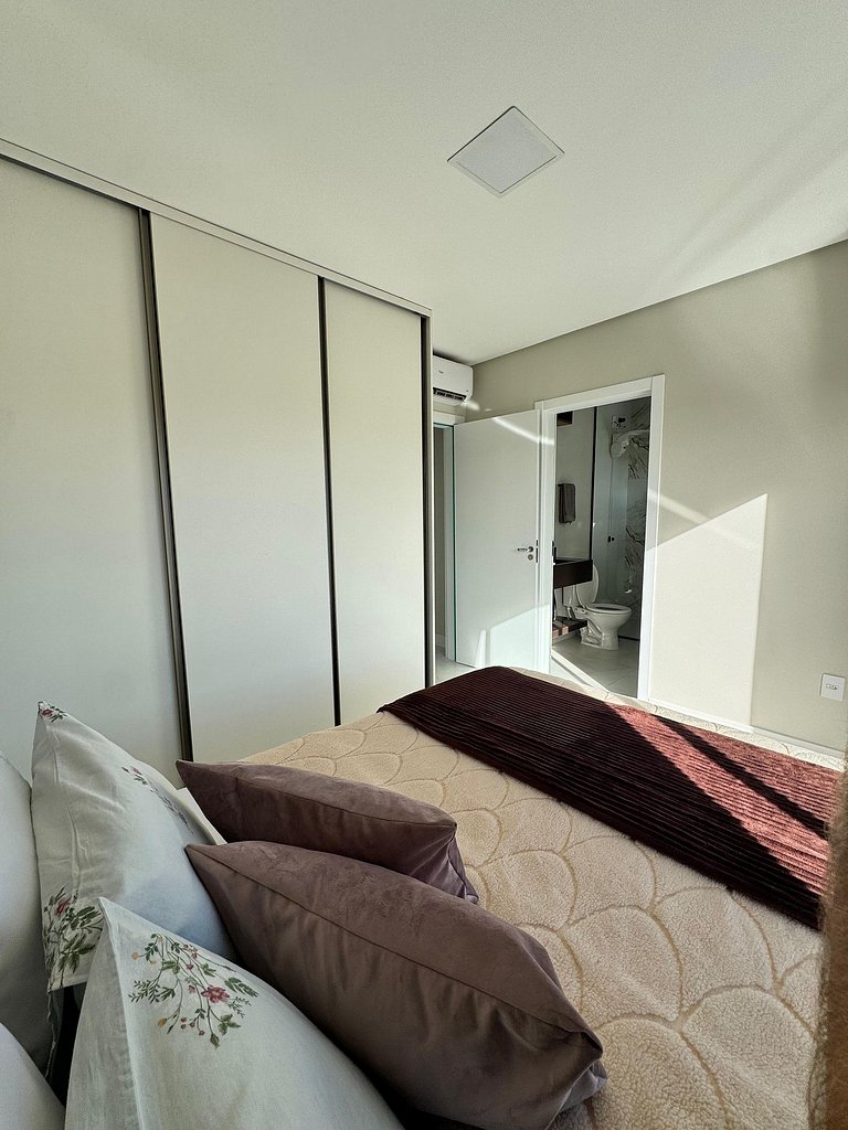 Casa Nova e Moderna | 700m praia | 8 min parque