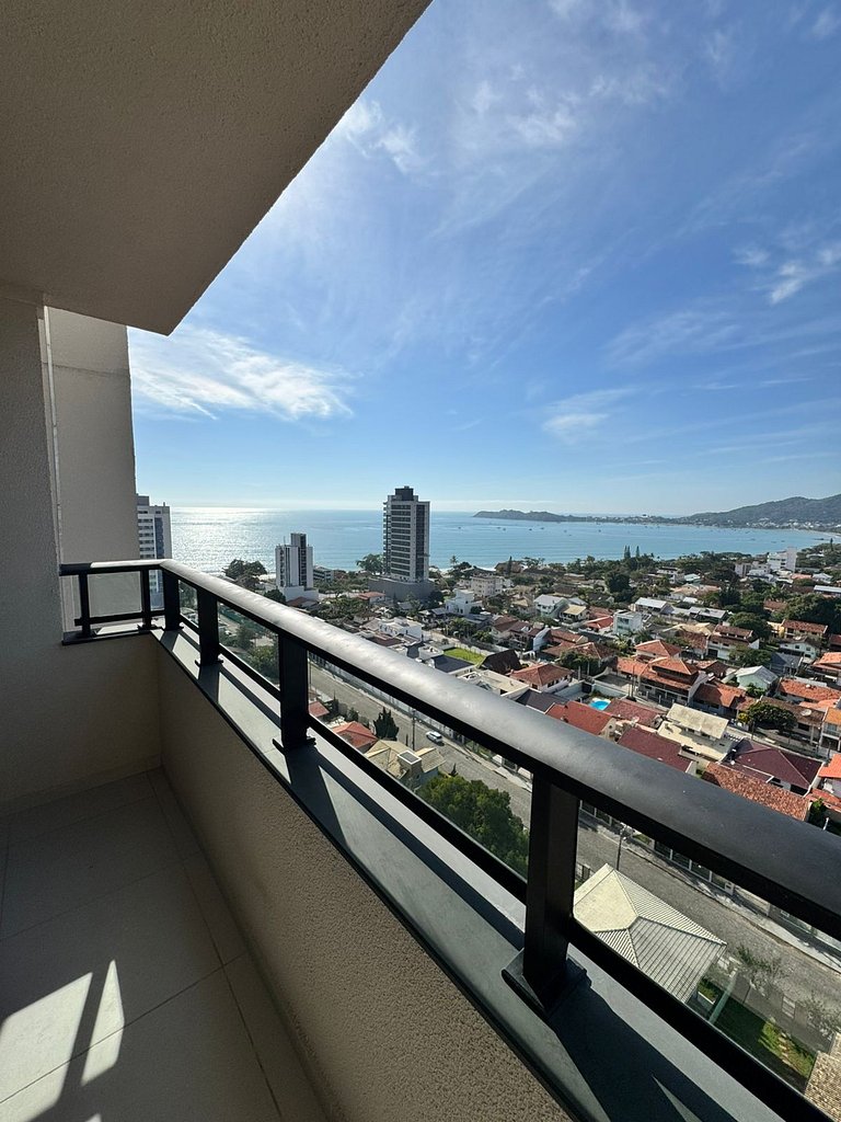 Apto Vista Mar | 200m Praia | 7 minutos do Parque