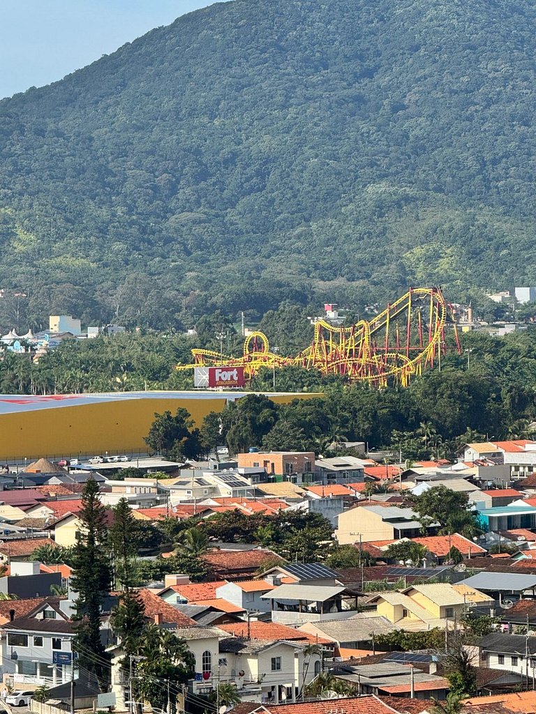 Home Club Completo | 200m Praia | 7 min. do Parque