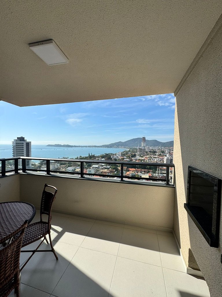 Apto Vista Mar | 200m Praia | 7 minutos do Parque