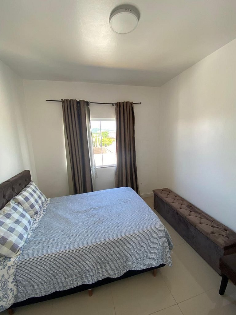 Casa luxo com piscina próximo a Praia e Beto Car.