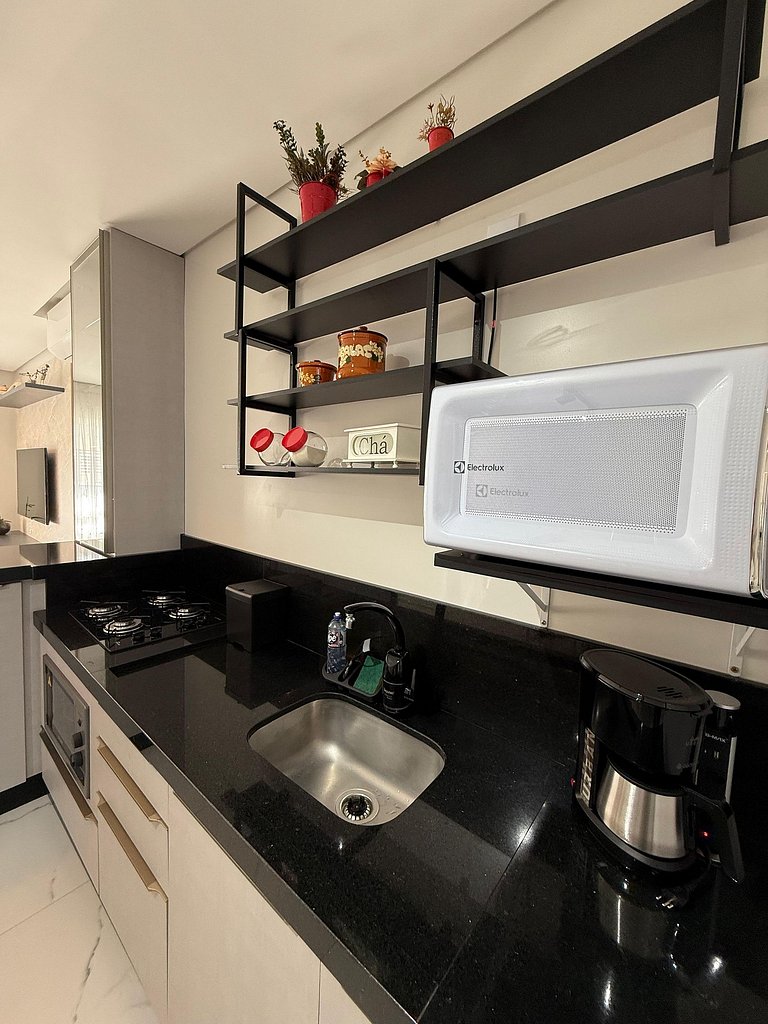 Casa com 3 Suítes, Piscina e tudo novinho