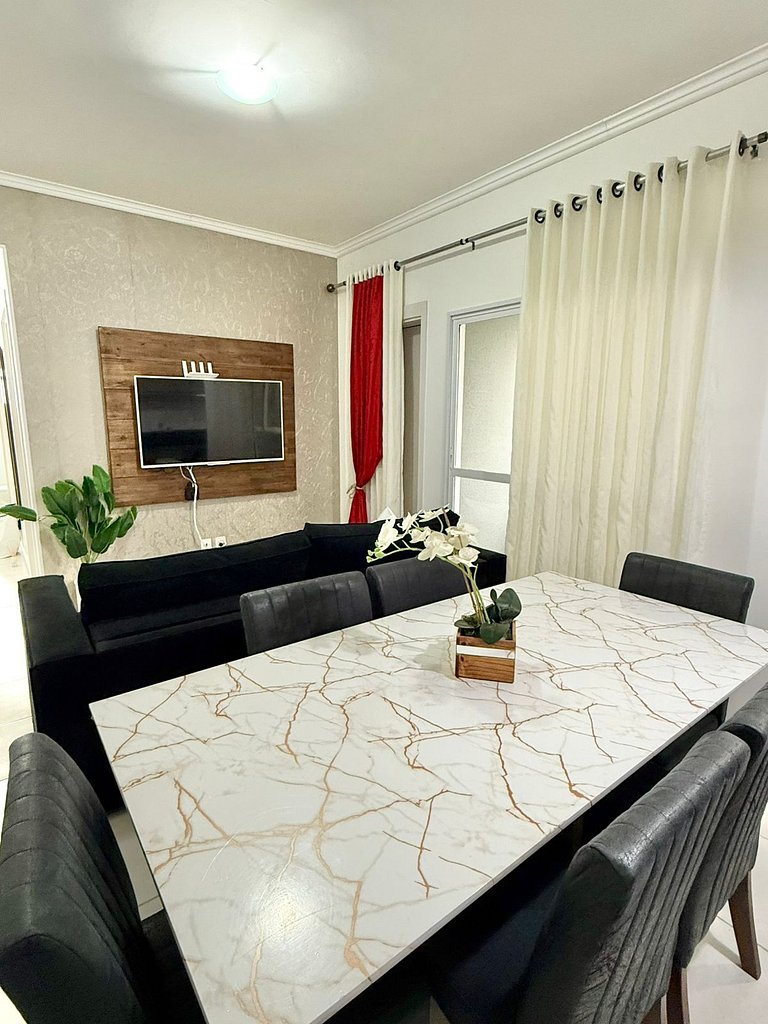 Ap Próximo ao Beto Carrero, da para ir a pé.