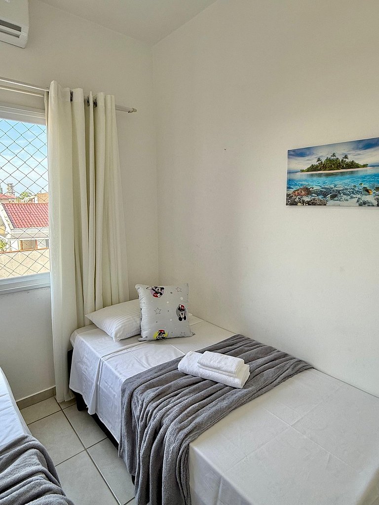 Apartamento seguro, garagem cubierta, cerca del parque