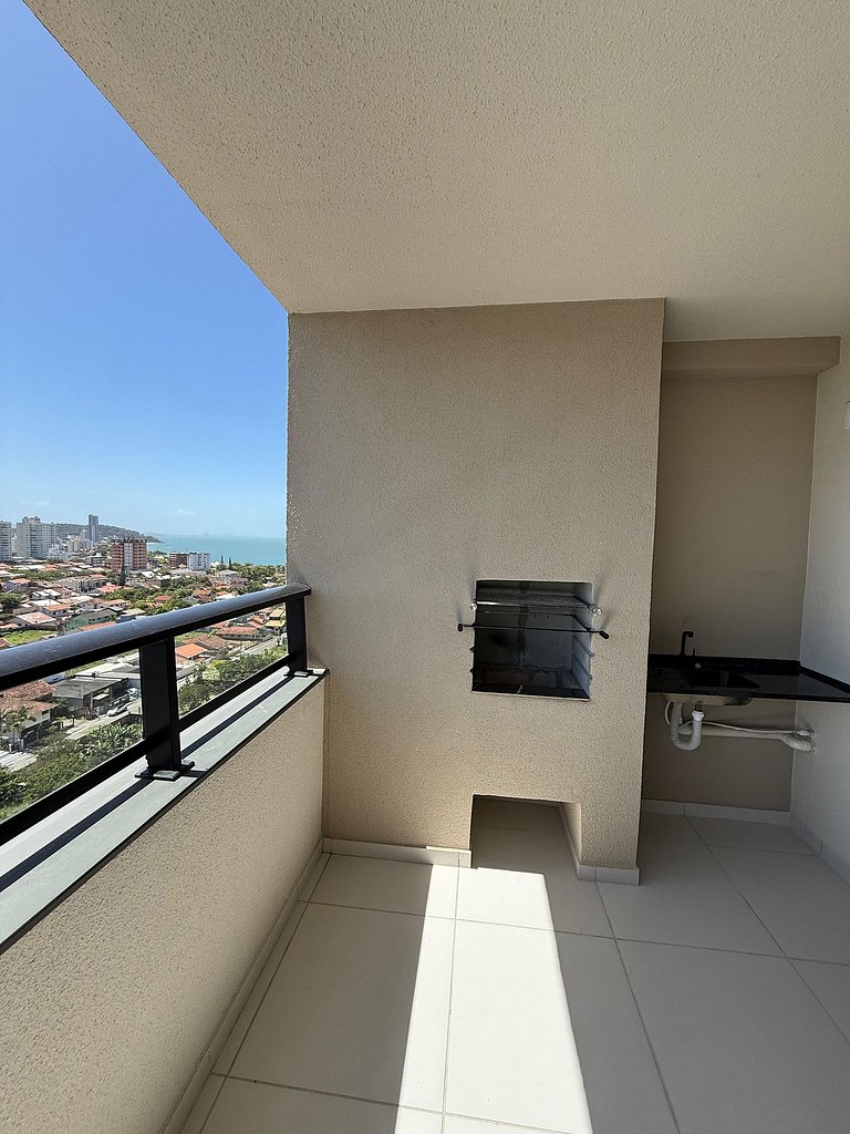 Vista al mar • Piscina y jacuzzi • Completos