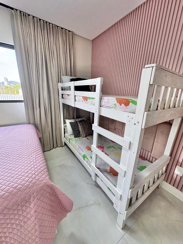 Casa Nova - Moderna | 700m praia | 8 min parque