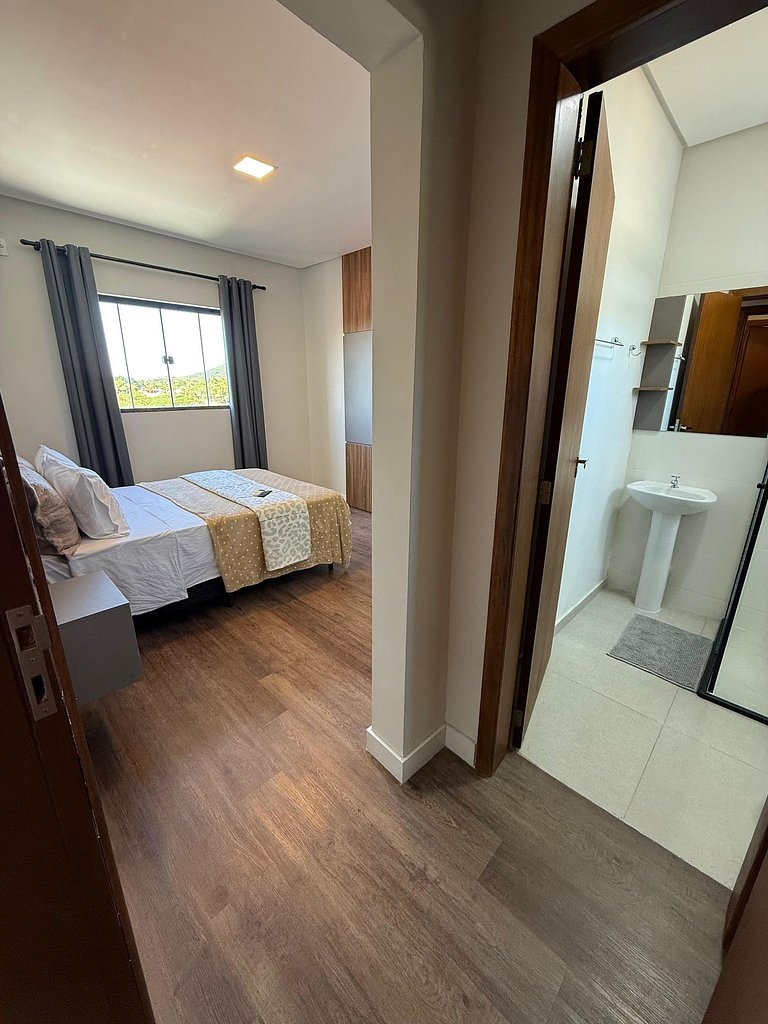 Apto completo próximo ao Parque Beto Carrero World