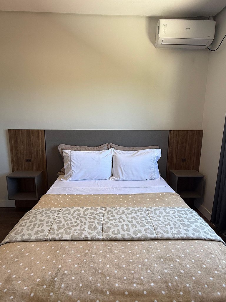 Apto completo próximo ao Parque Beto Carrero World