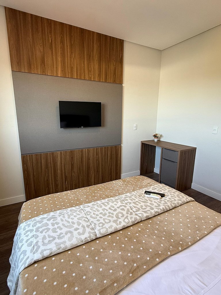 Apto completo próximo ao Parque Beto Carrero World