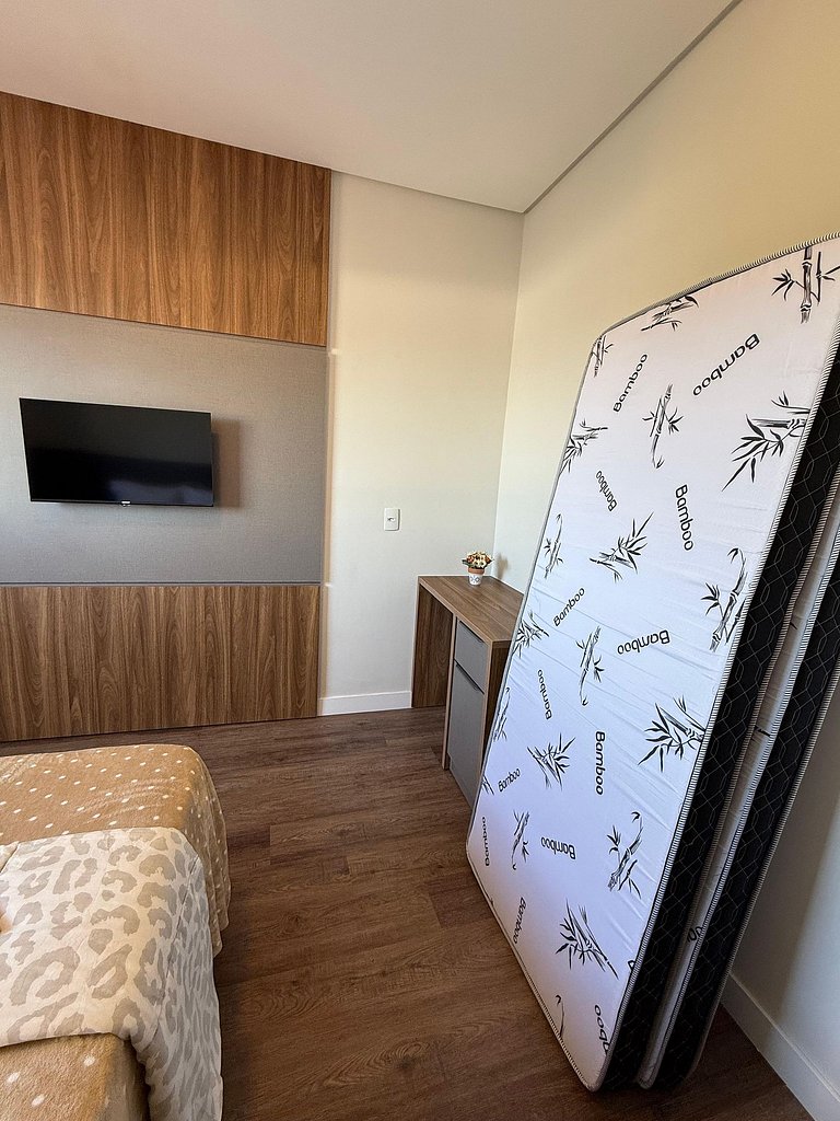 Apto completo próximo ao Parque Beto Carrero World