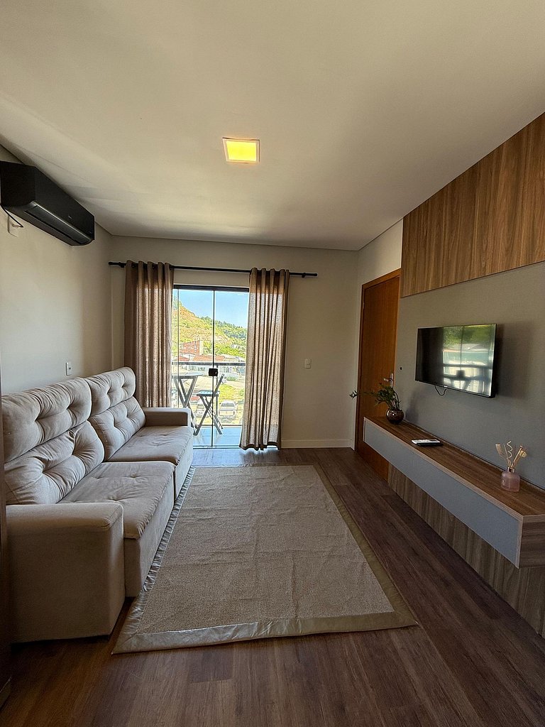 Apto completo próximo ao Parque Beto Carrero World