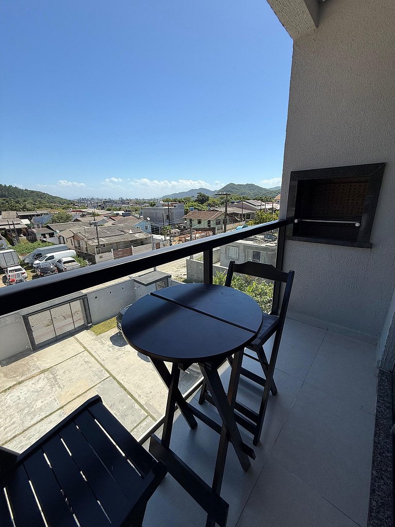 Apto completo próximo ao Parque Beto Carrero World