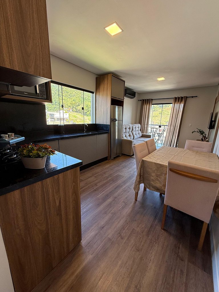 Apto completo próximo ao Parque Beto Carrero World