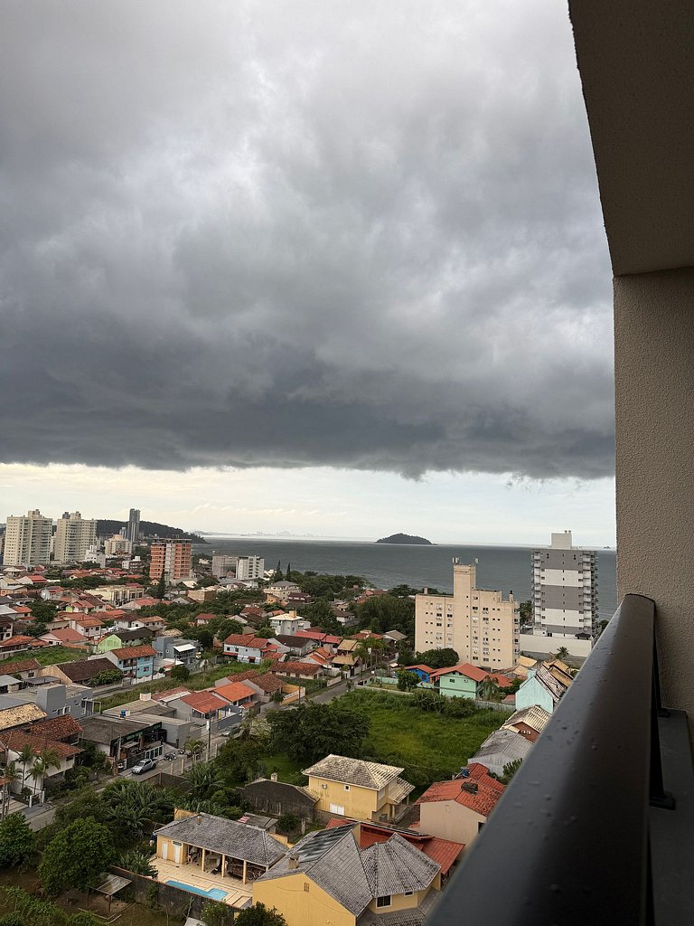 Ocean View • Swimming Pool and Jacuzzi