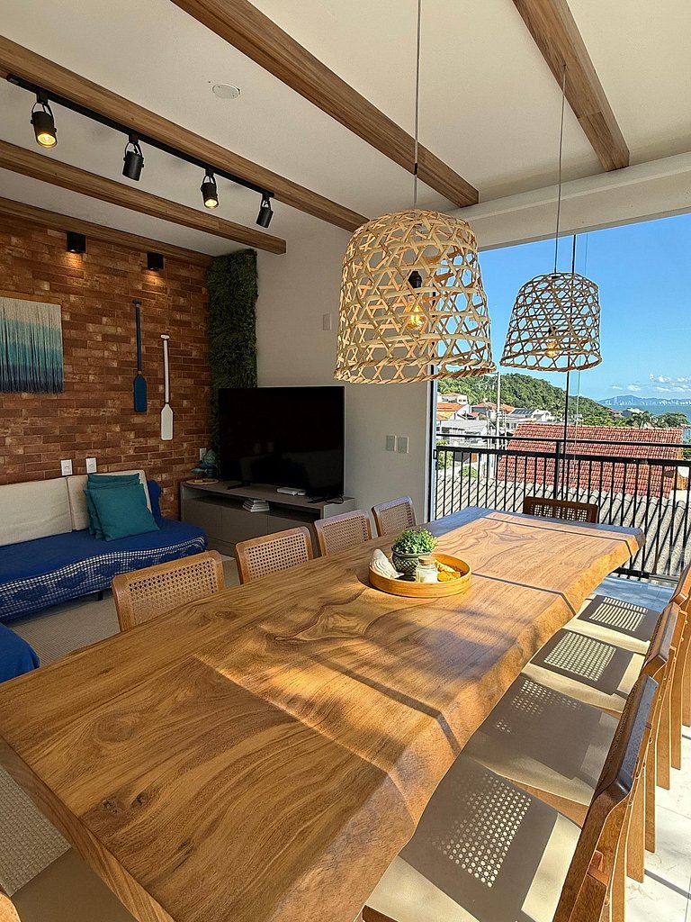 Refuge Corner | Panoramic View | Heated Pool