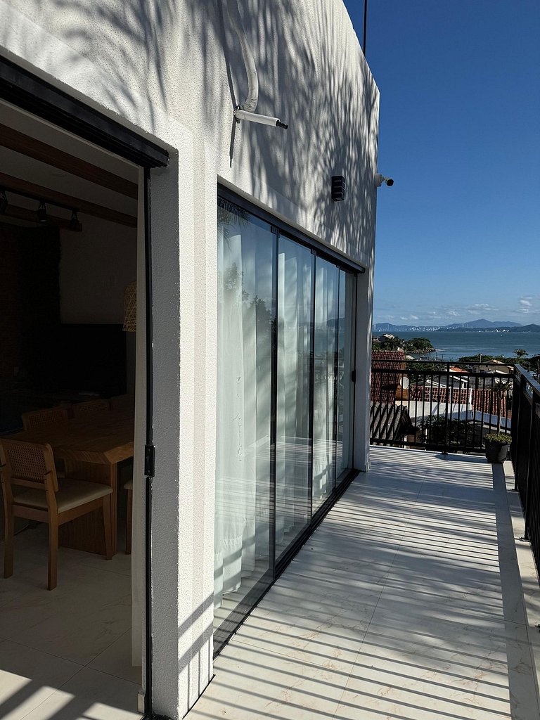 Refuge Corner | Panoramic View | Heated Pool