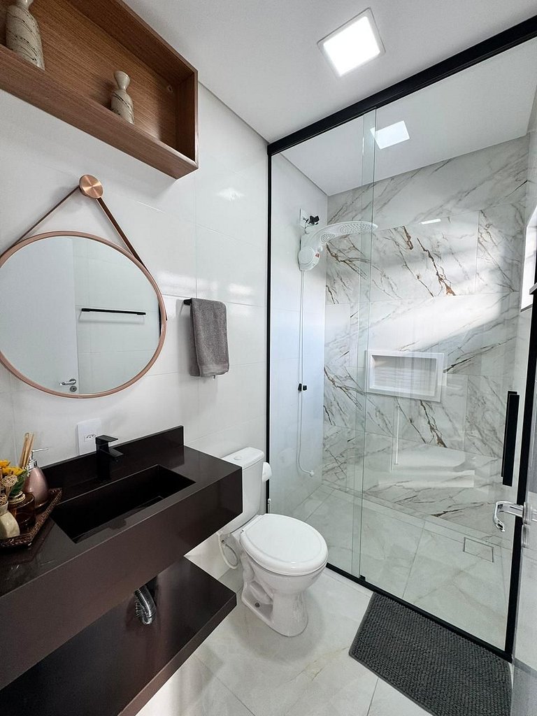 Casa Nova - Moderna | 700m praia | 8 min parque