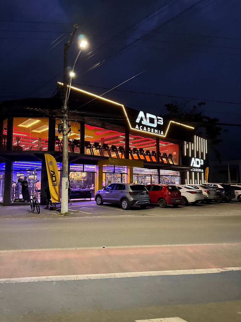 Casa Nova - Moderna | 700m praia | 8 min parque