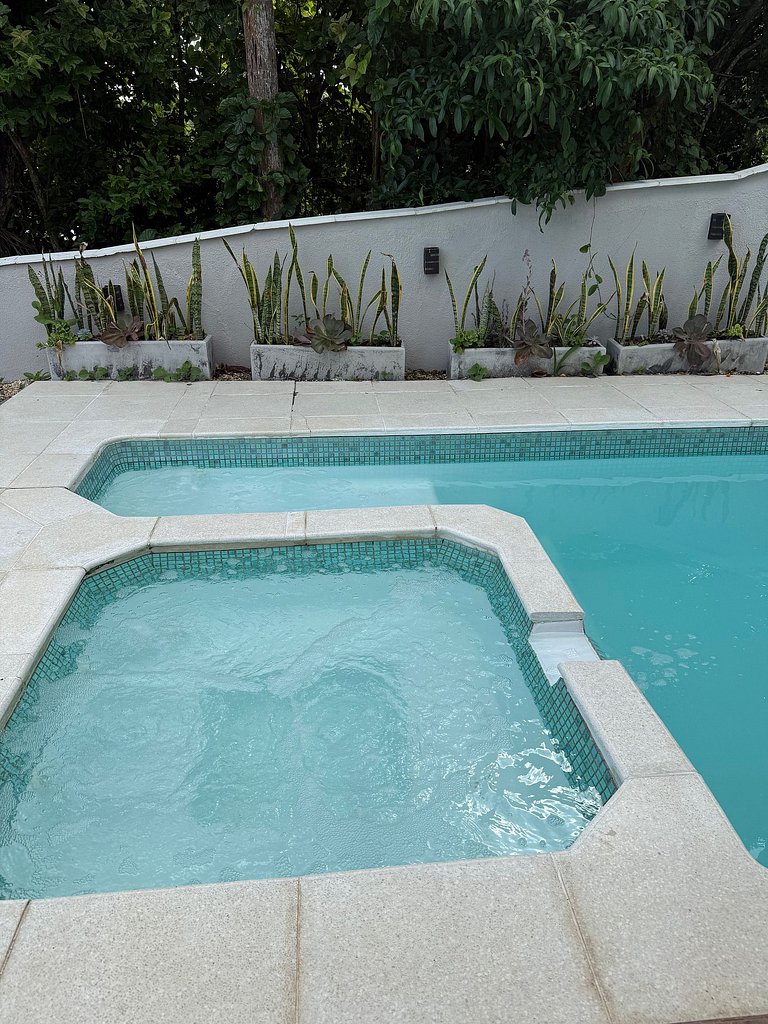 Refuge Corner | Panoramic View | Heated Pool