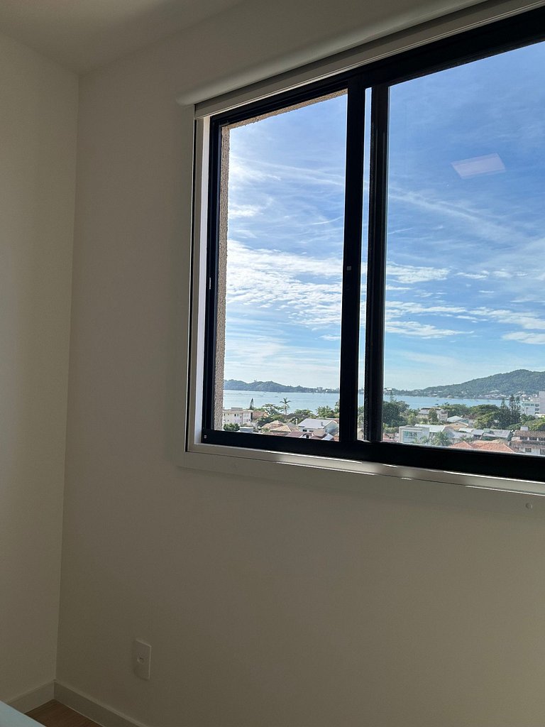 Ap cond. Completo - Vista para o nascer do sol