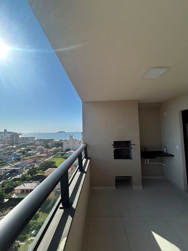 1403 Vista Mar • Piscina & Jacuzzi • SkyLine