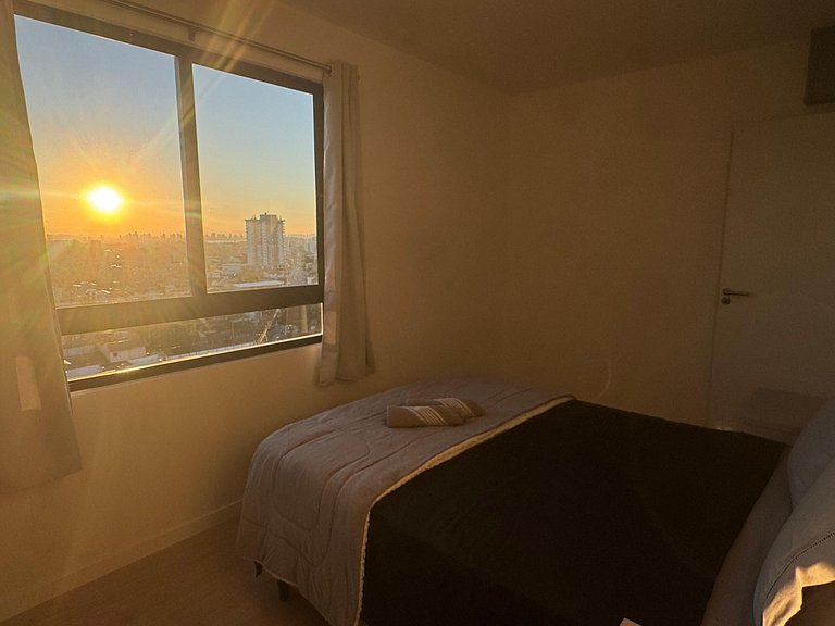 Suíte +2 Quartos - Ap cond. Completo - SkyLine - Vista Mar
